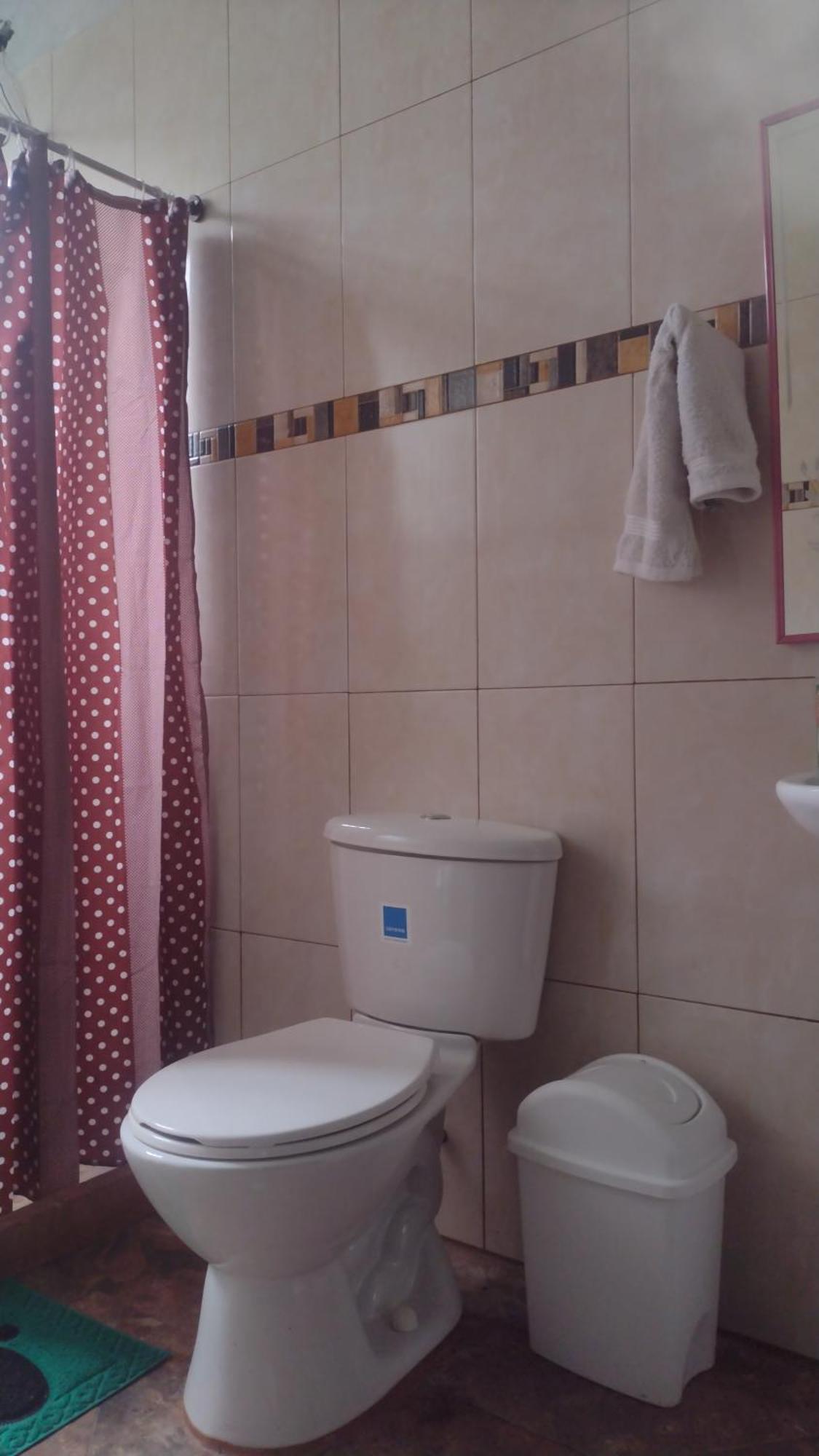 Finca clima templado, quebrada y jacuzzi; los clientes pueden usar todo el espacio y no tendrán que compartirlo con el anfitrión ni con otros huéspedes, calles en buen estado Alban  Exterior foto